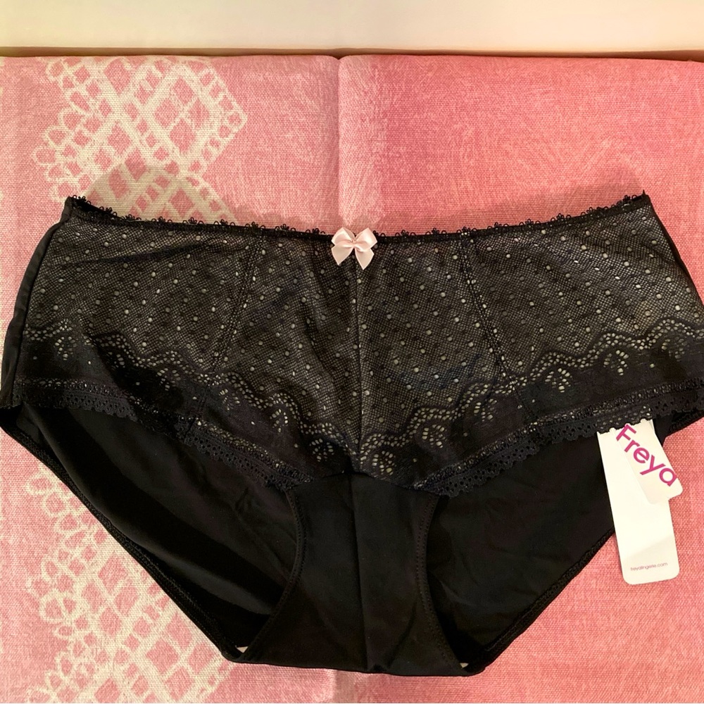 Freya Lingerie Gem Shorts Black with Nude Lined Front Size M